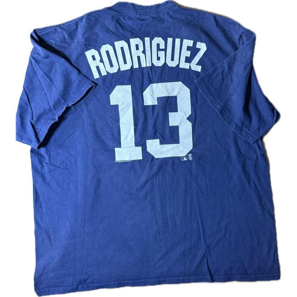 Mlb Men's Navy and Blue T-shirt